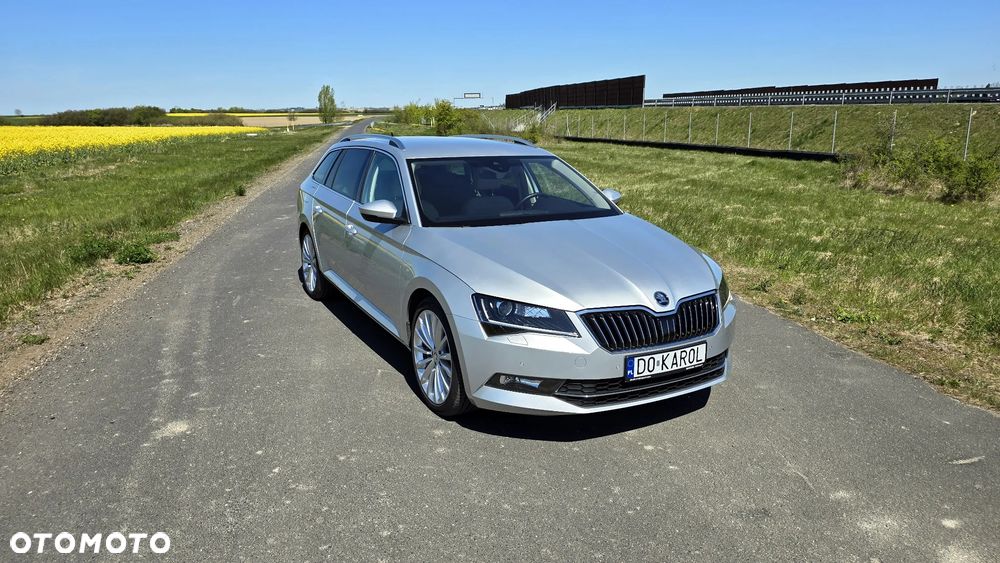 Skoda Superb 2.0 TSI 4x4 L&K DSG - 6