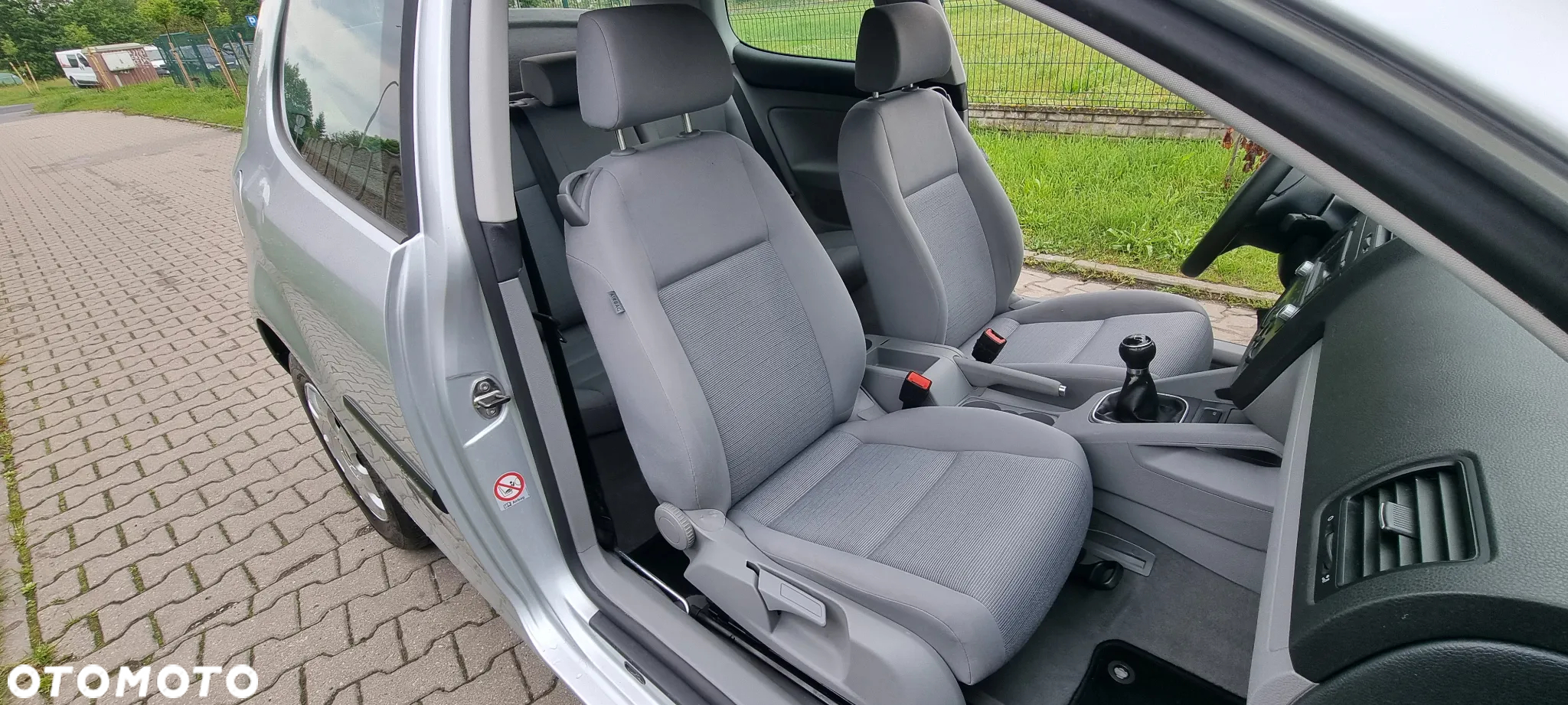 Volkswagen Golf - 14