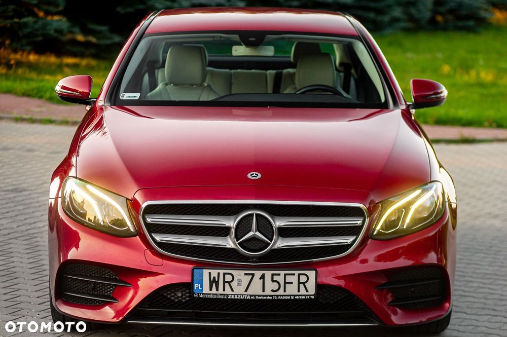 Mercedes-Benz Klasa E 220 d 4-Matic 9G-TRONIC - 4