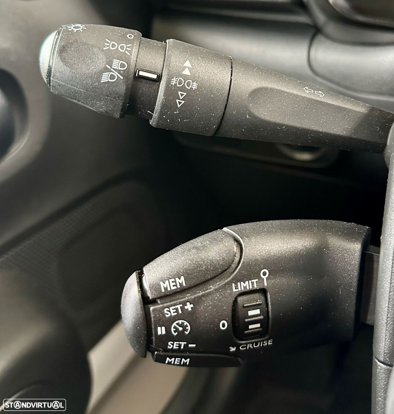 Citroën C3 1.2 PureTech C-Series - 11