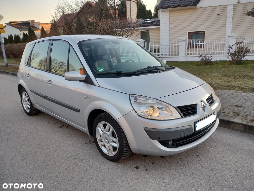Renault Scenic 1.6 16V Authentique Privilege - 5