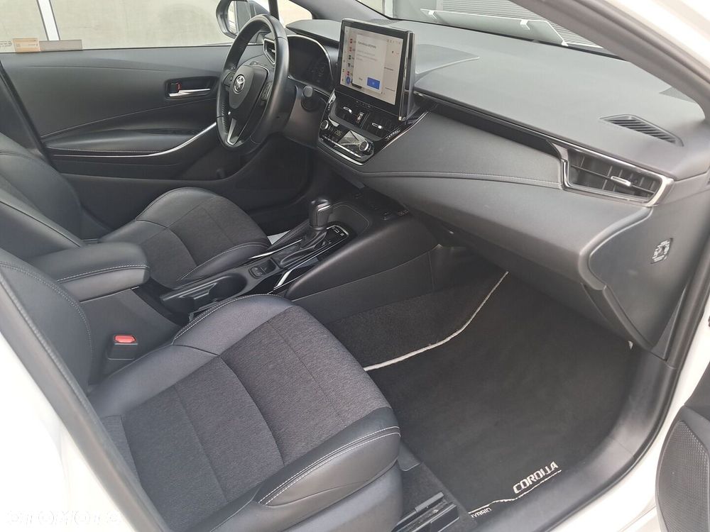 Toyota Corolla 1.8 Hybrid Style - 14
