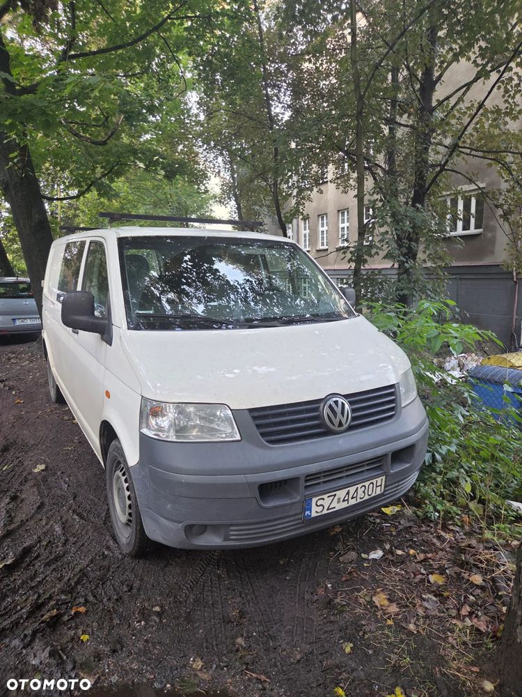 Volkswagen Transporter - 1