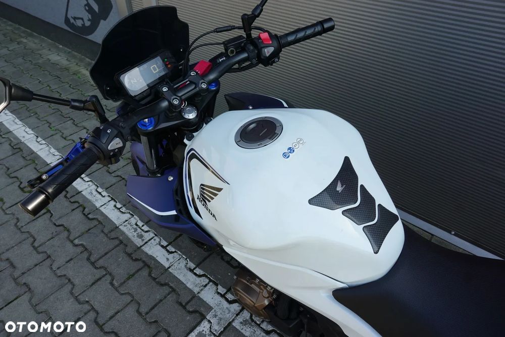 Honda CB - 15
