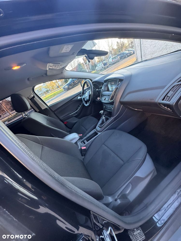 Ford Focus - 13
