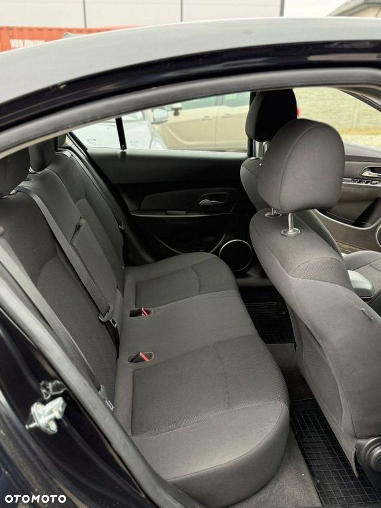 Chevrolet Cruze 1.7 D LT+ Premium - 17