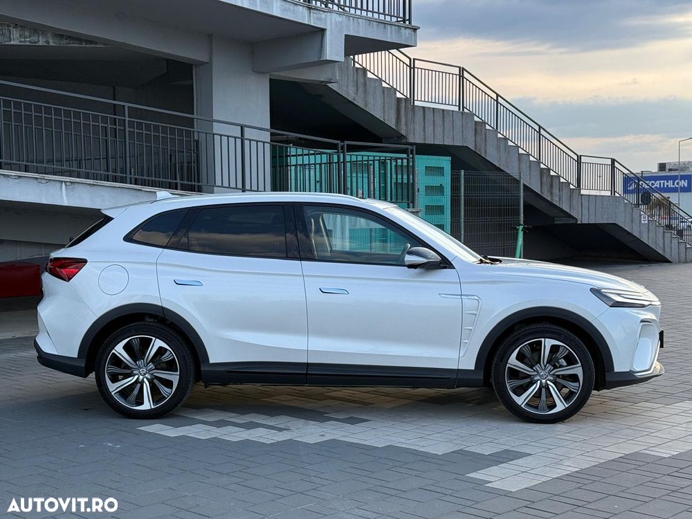 MG Marvel R Luxury - 38