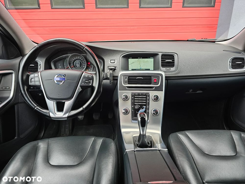 Volvo V60 D2 Drive-E Momentum - 5