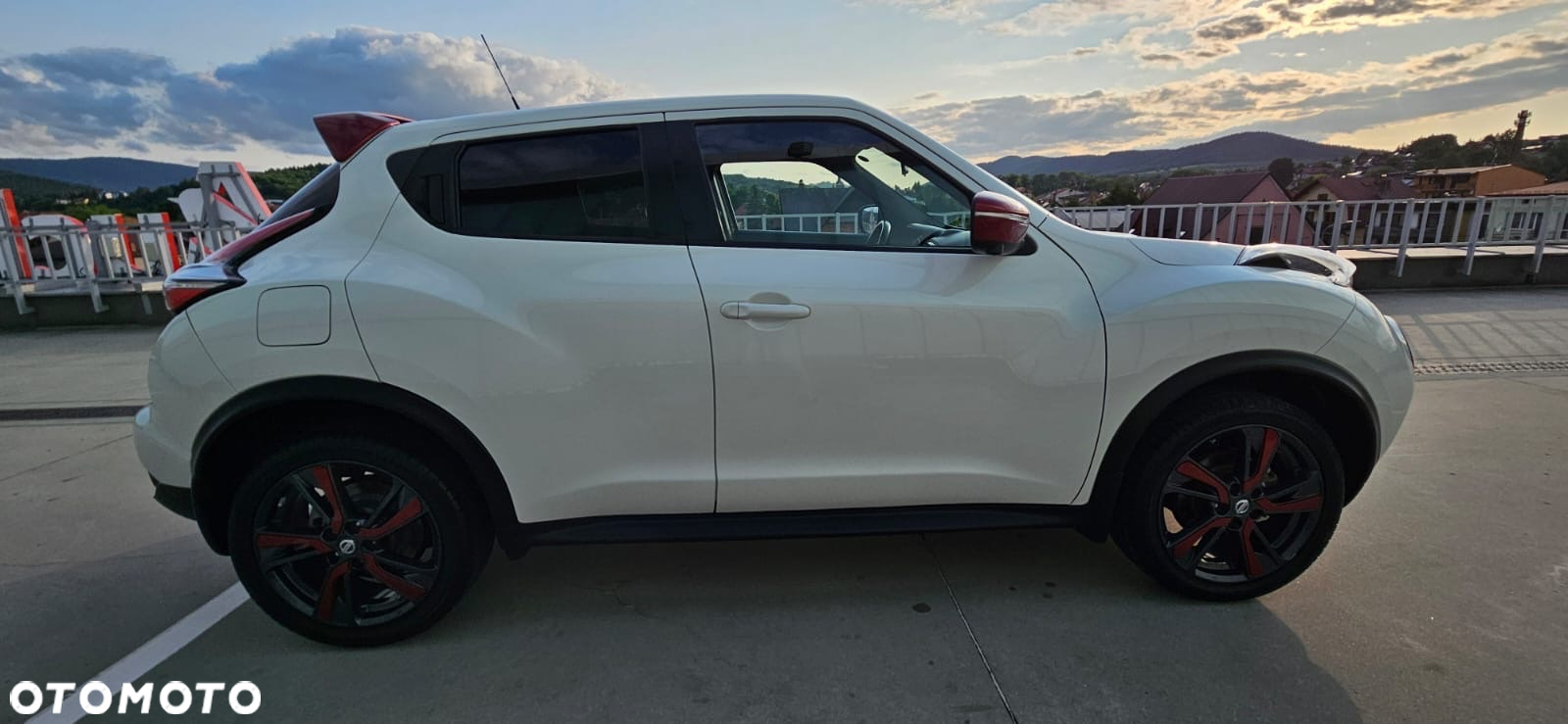 Nissan Juke 1.2 DIG-T Tekna Dark Sound - 37