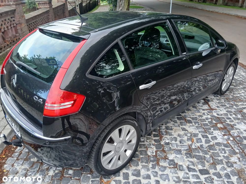 Citroën C4 2.0 16V Exclusive - 5