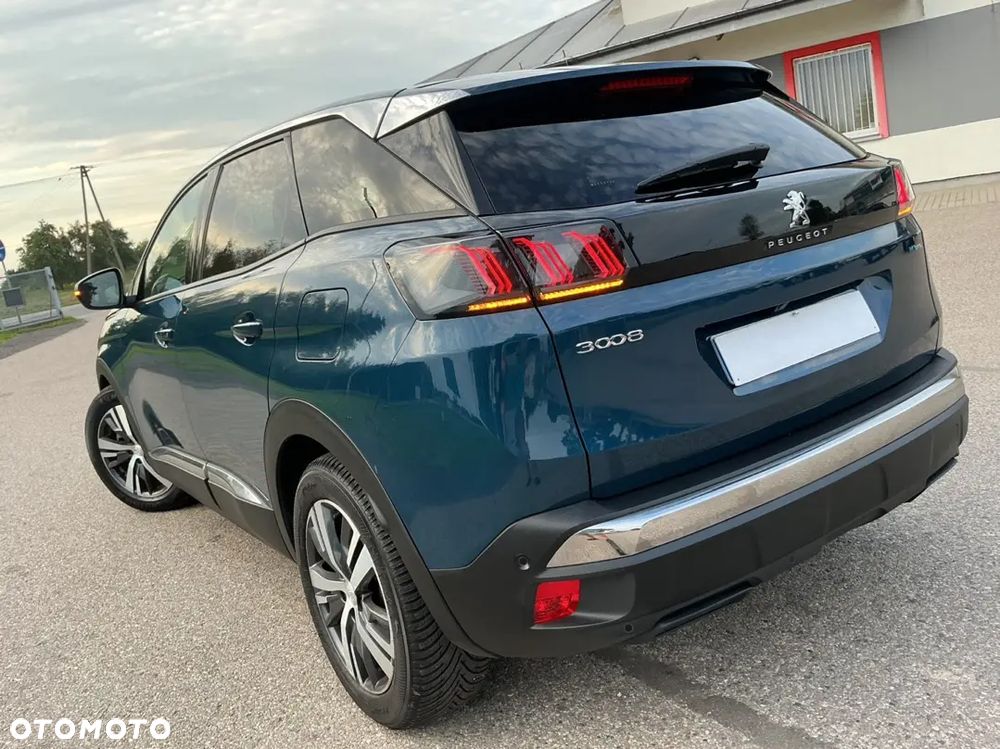 Peugeot 3008 1.6 PureTech Hybrid PHEV Allure Pack S&S EAT8 - 26