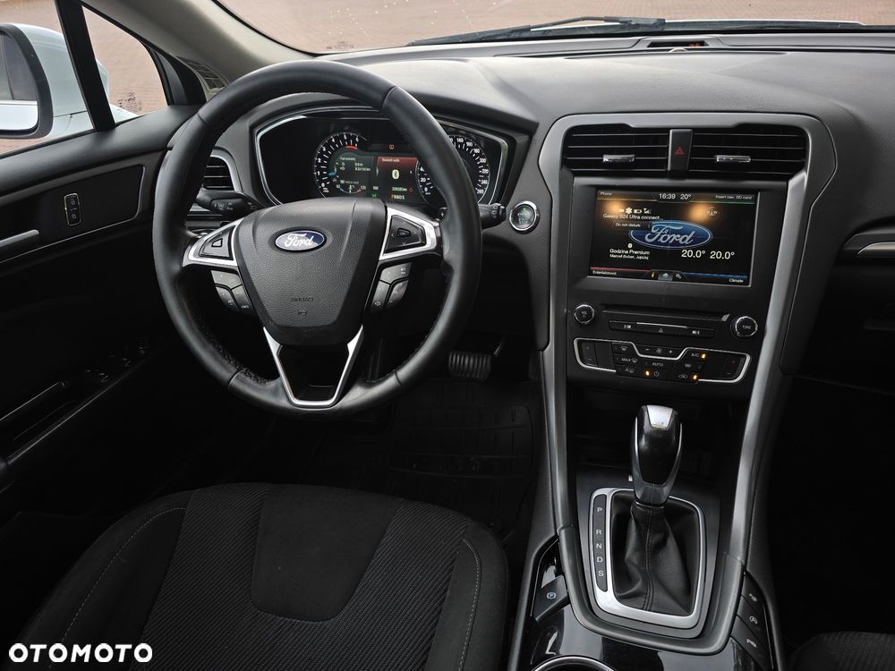 Ford Mondeo 2.0 TDCi Titanium PowerShift - 4