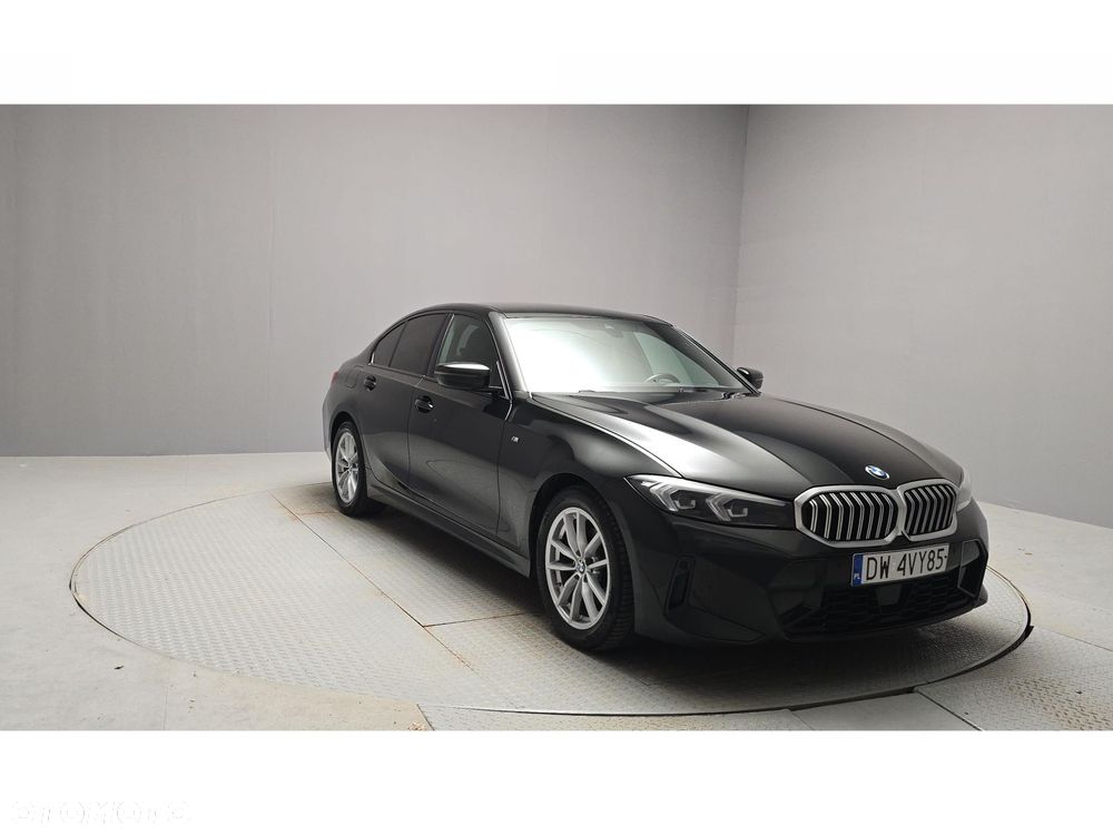 BMW Seria 3 320d xDrive mHEV M Sport - 7
