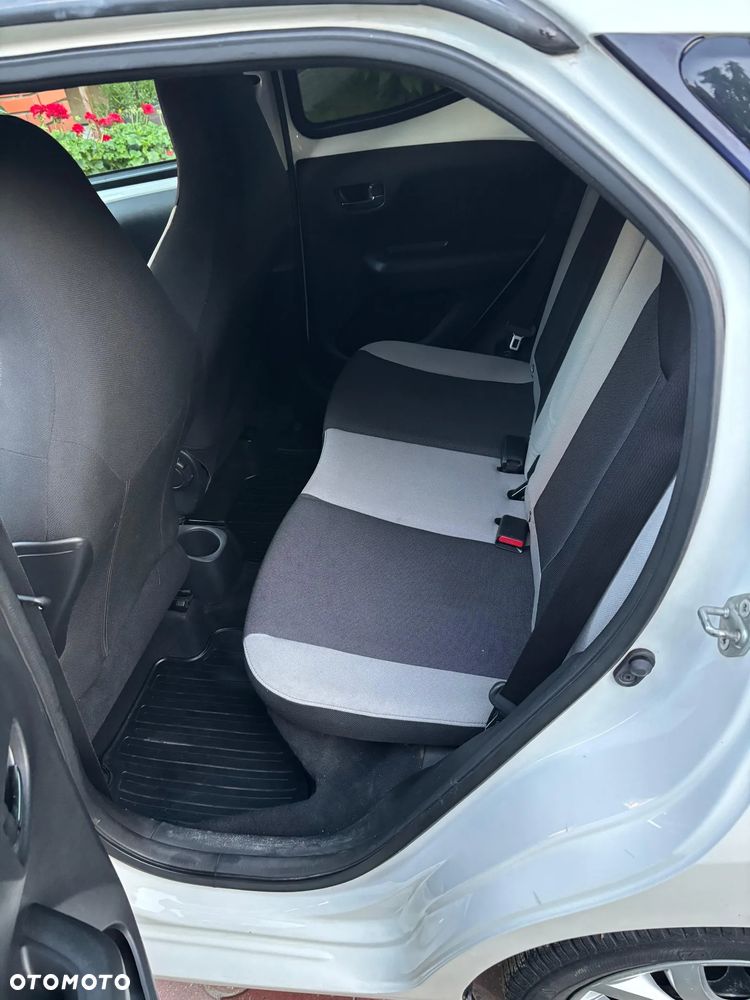Toyota Aygo - 10