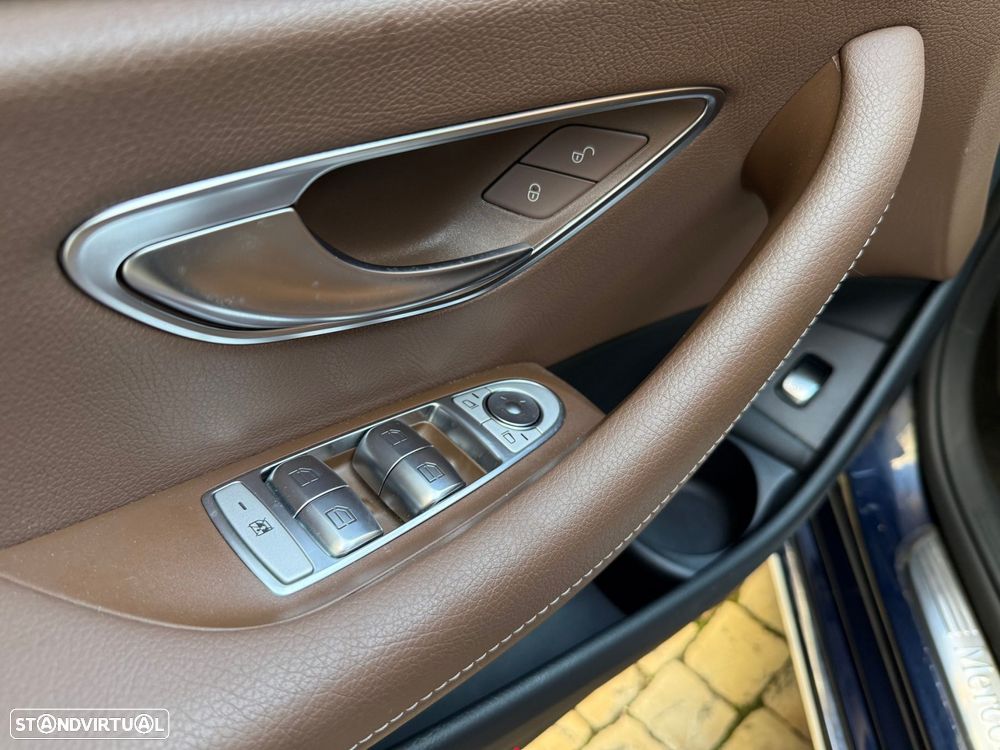 Mercedes-Benz E 300 de 9G-TRONIC Exclusive - 12