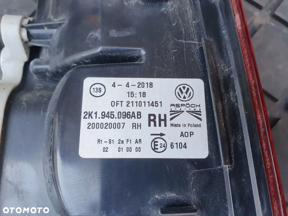VW CADDY IV LAMPA PRAWY TYŁ 2K1945096AB EUROPA - 4