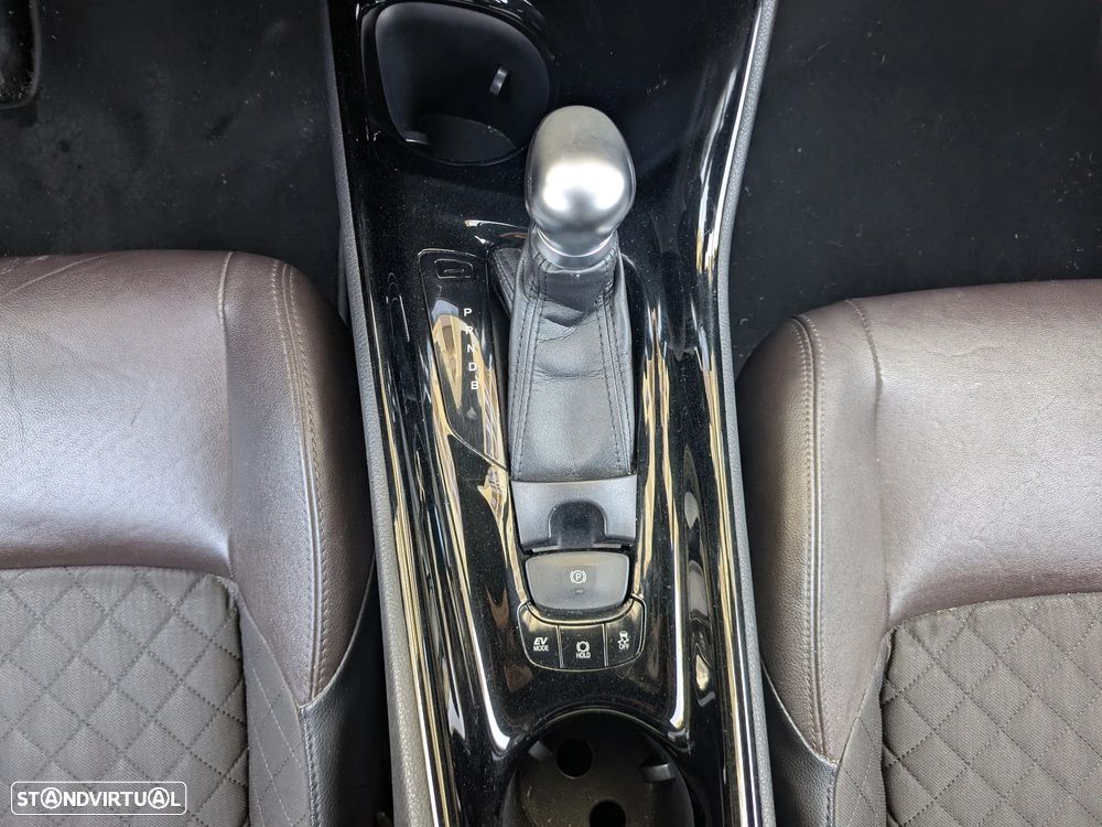 Toyota C-HR 1.8 HSD Exclusive+P.Luxury - 18