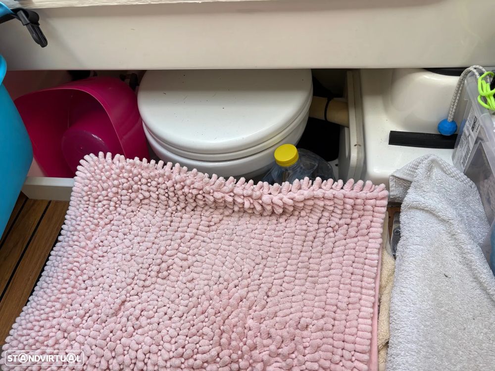 Quicksilver Activ 755 Sundeck - 17