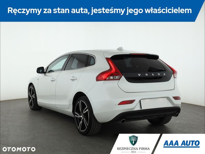 Volvo V40 - 6