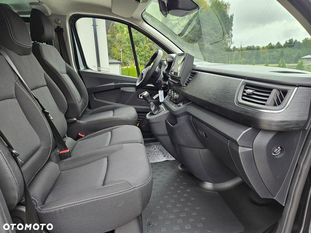 Renault Trafic - 21