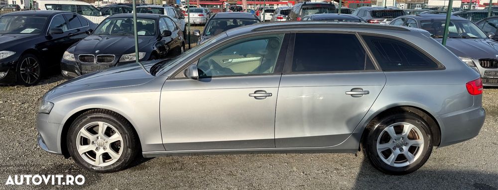 Audi A4 Avant 2.0 TDI DPF Ambiente - 13