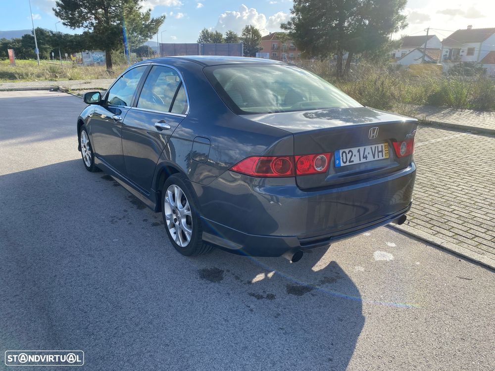 Honda Accord 2.4 Executive W/Navi - 6