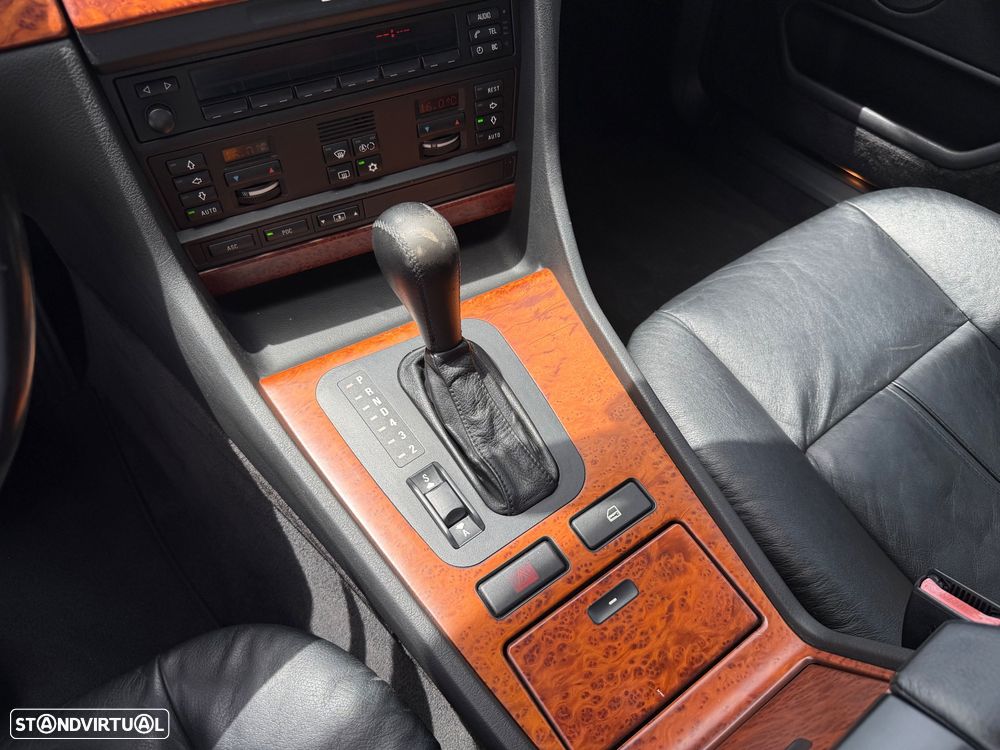 BMW 730 - 25