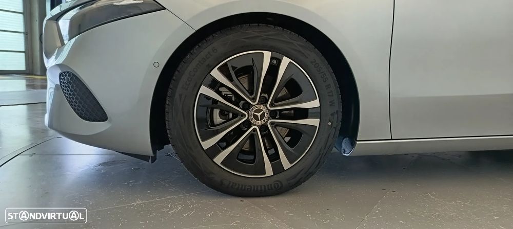 Mercedes-Benz A 200 Standard - 17