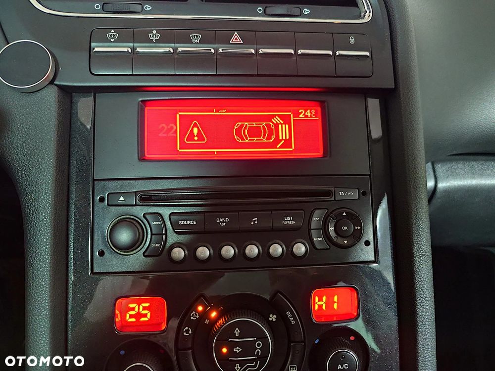 Peugeot 5008 HDI FAP 150 Family - 30