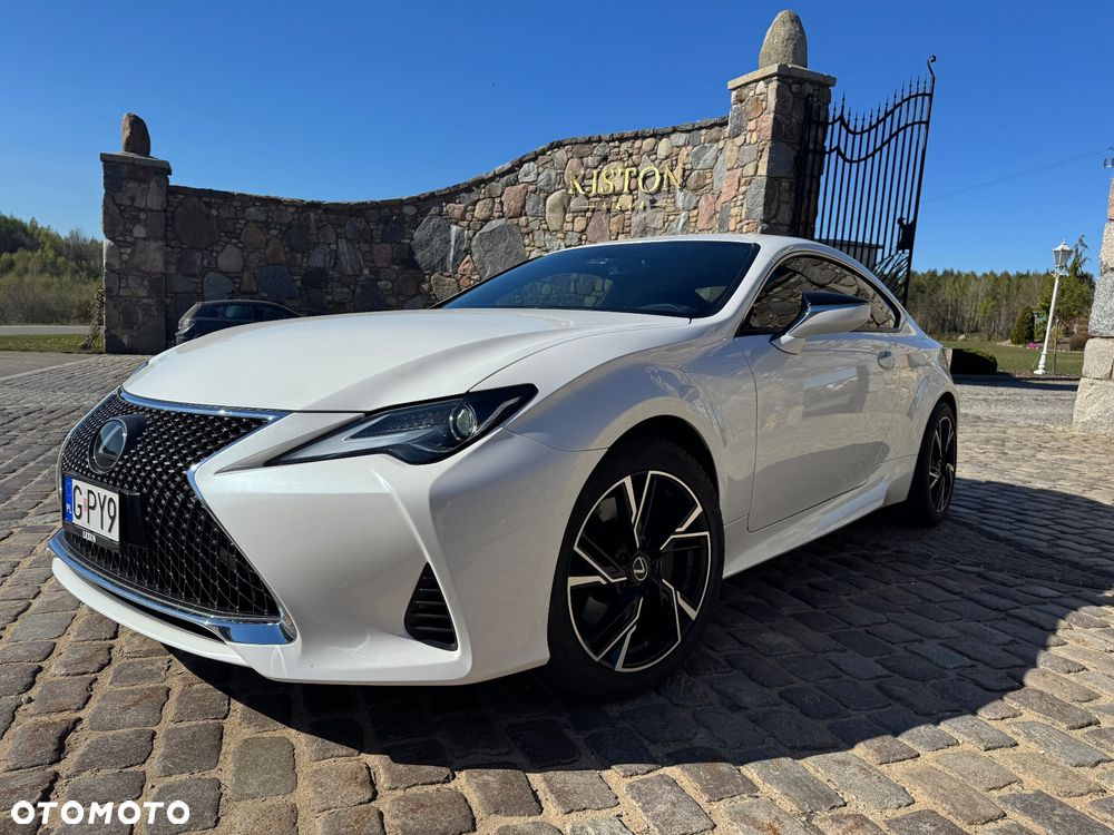Lexus RC - 1