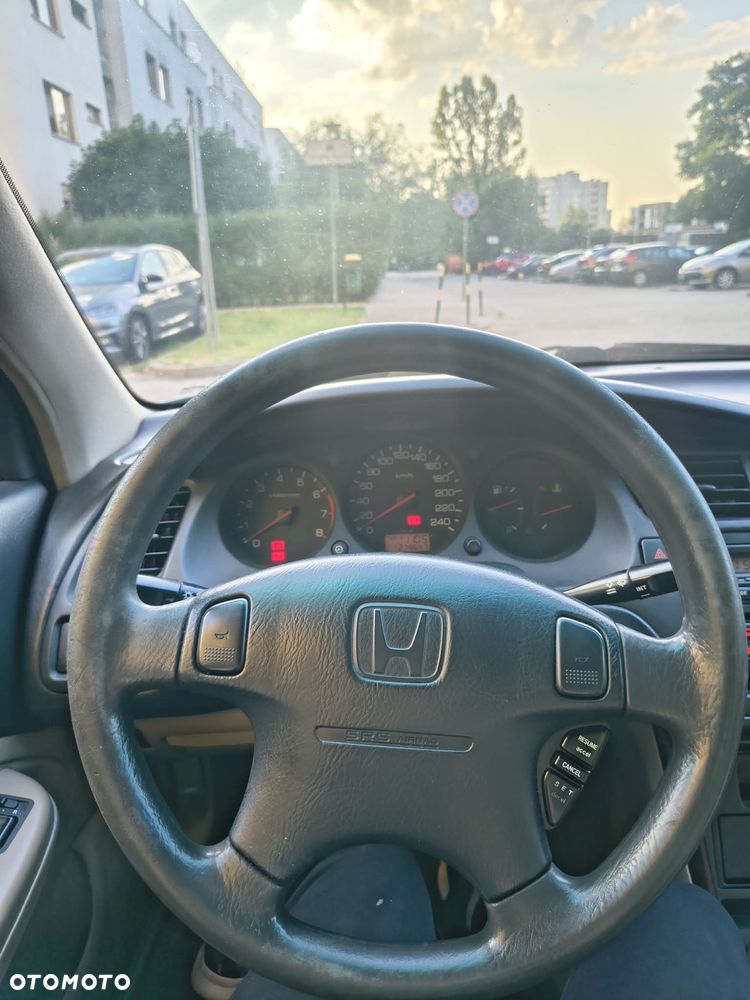 Honda Accord 2.0 ES - 14