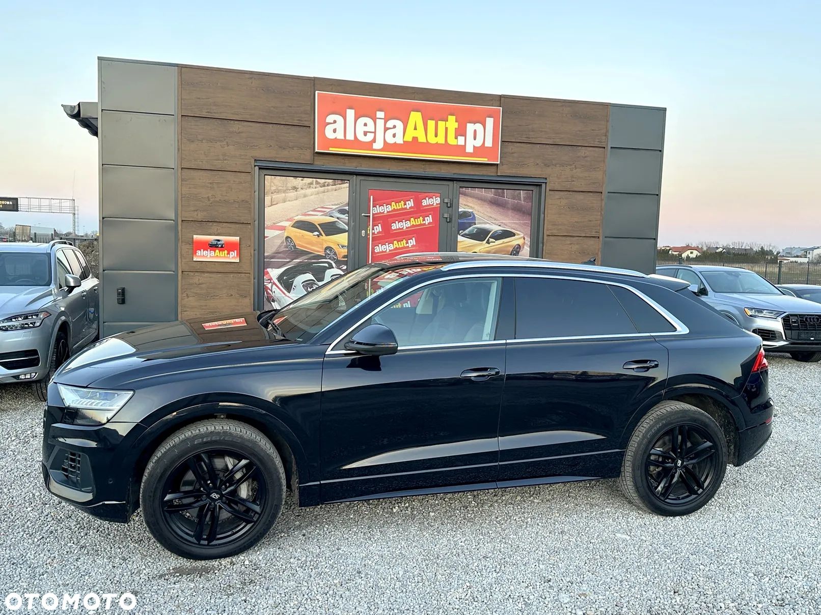 Audi Q8 55 TFSI quattro tiptronic - 1