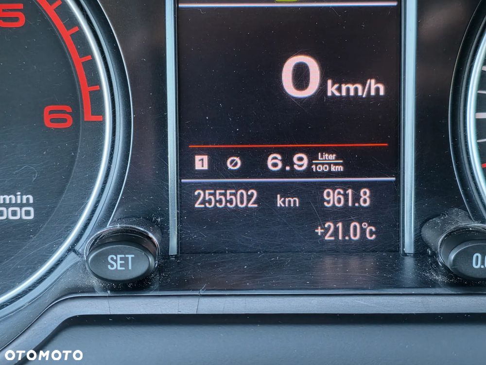 Audi Q5 2.0 TDI Quattro - 10