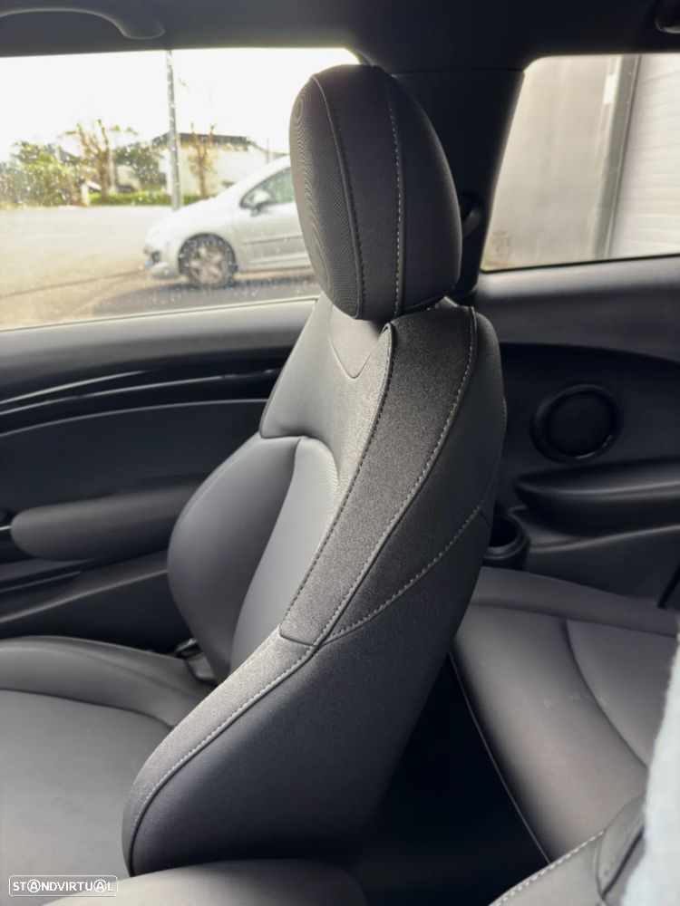 MINI 3 Portas Cooper SE - 15