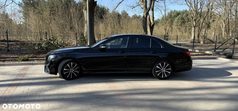 Mercedes-Benz Klasa E 300 AMG - 6