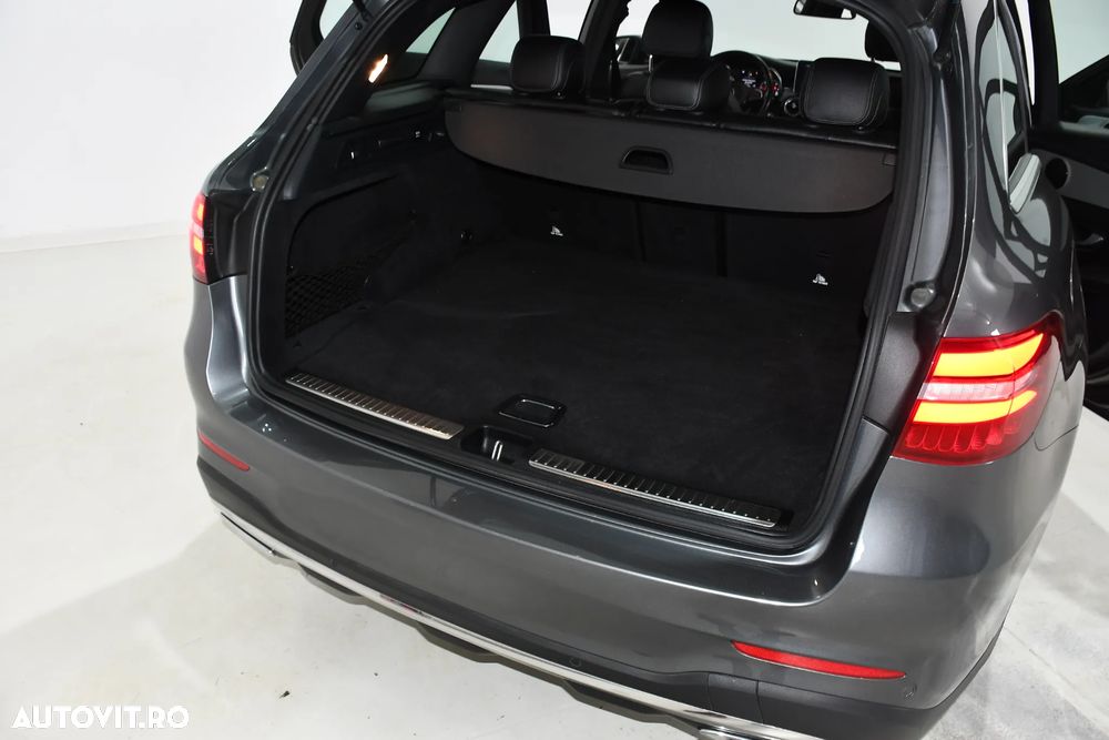 Mercedes-Benz GLC 220 d 4MATIC 9G-TRONIC AMG Line - 33