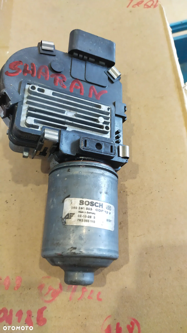 BOSCH Silnik wycieraczek 390 241 803CDF12V