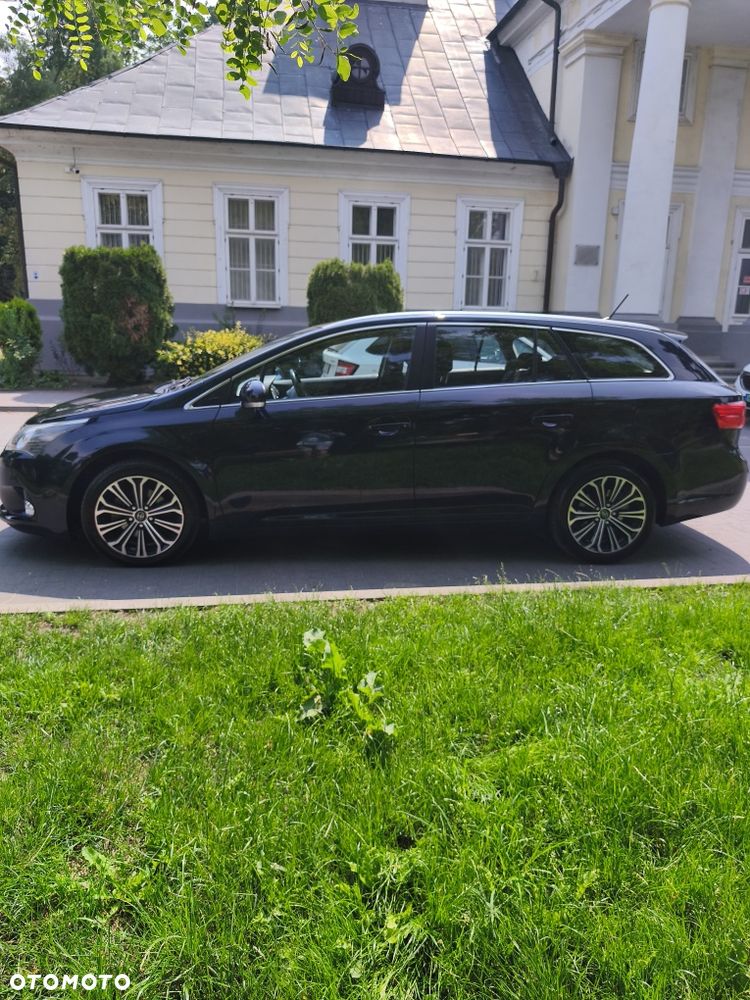 Toyota Avensis - 7