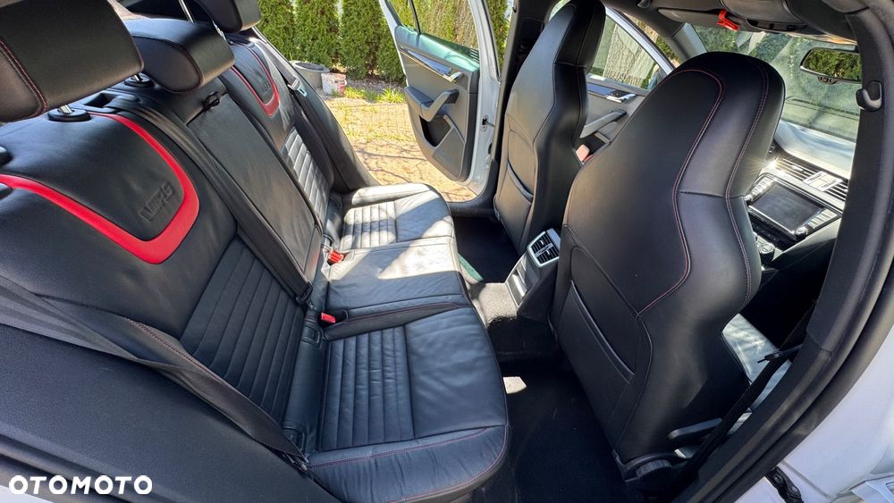 Skoda Octavia 2.0 TSI RS - 7