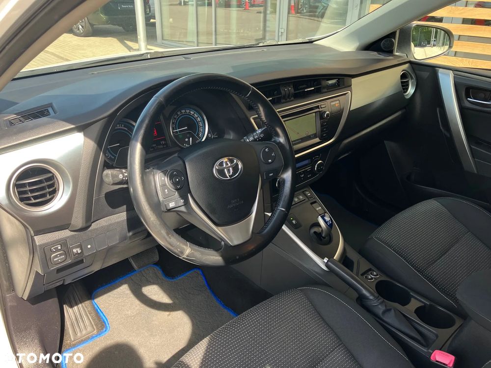 Toyota Auris - 31