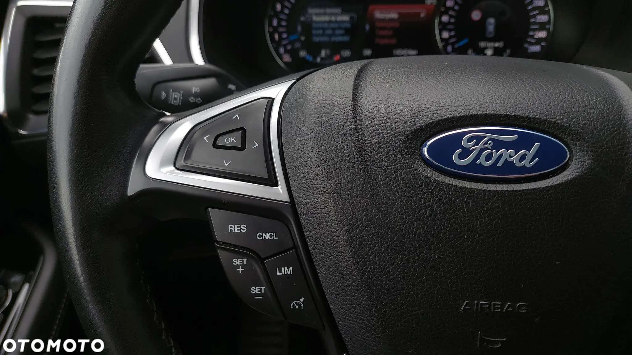 Ford Galaxy 1.5 EcoBoost Titanium - 19