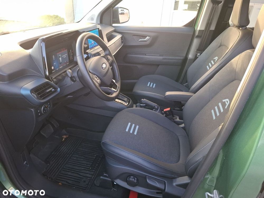 Ford Tourneo Courier - 17