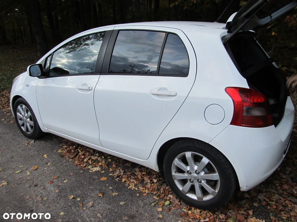 Toyota Yaris 1.3 VVT-i Luna - 8