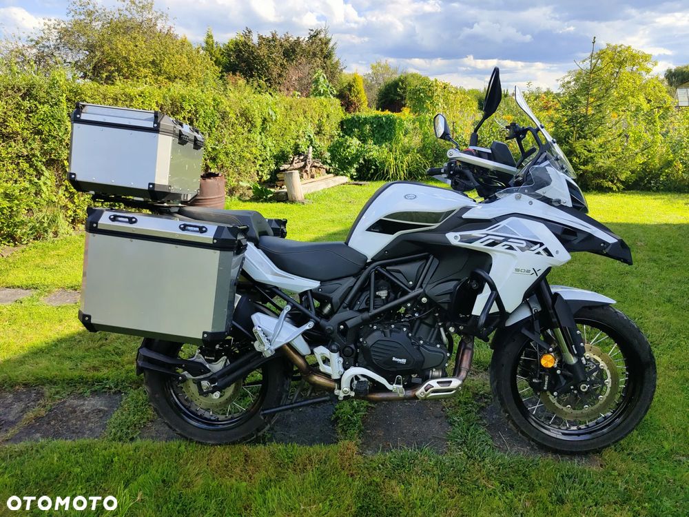 Benelli TRK 502X - 21