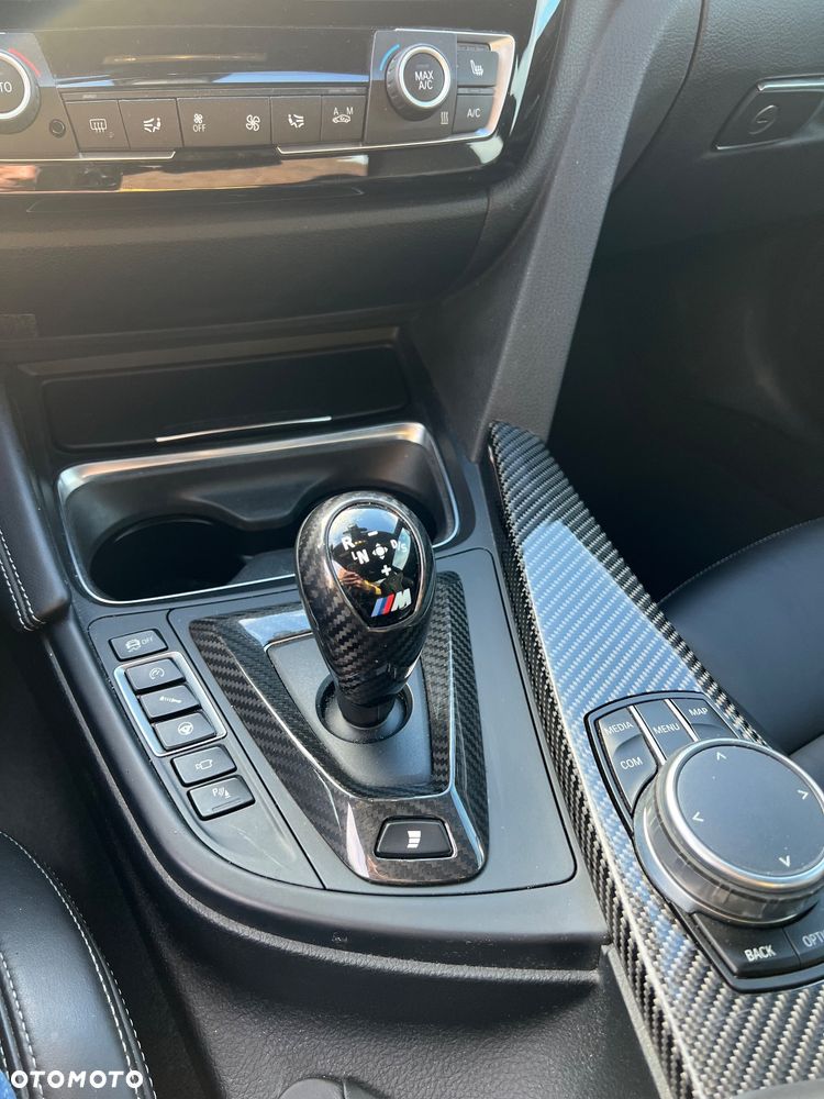 BMW M4 Coupe DKG Competition - 24