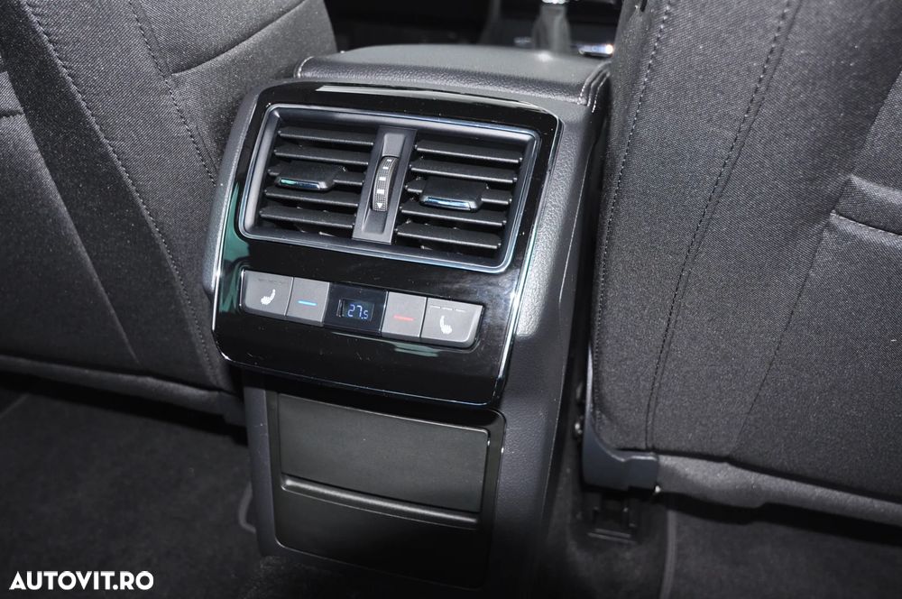 Skoda Superb 2.0 TDI DSG Ambition - 18
