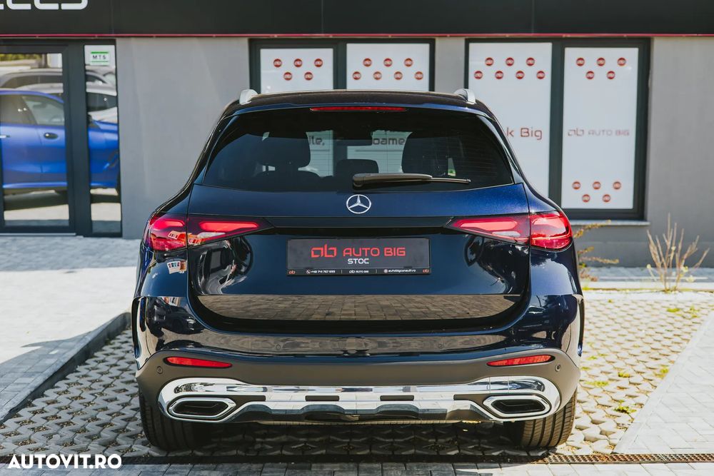 Mercedes-Benz GLC - 11