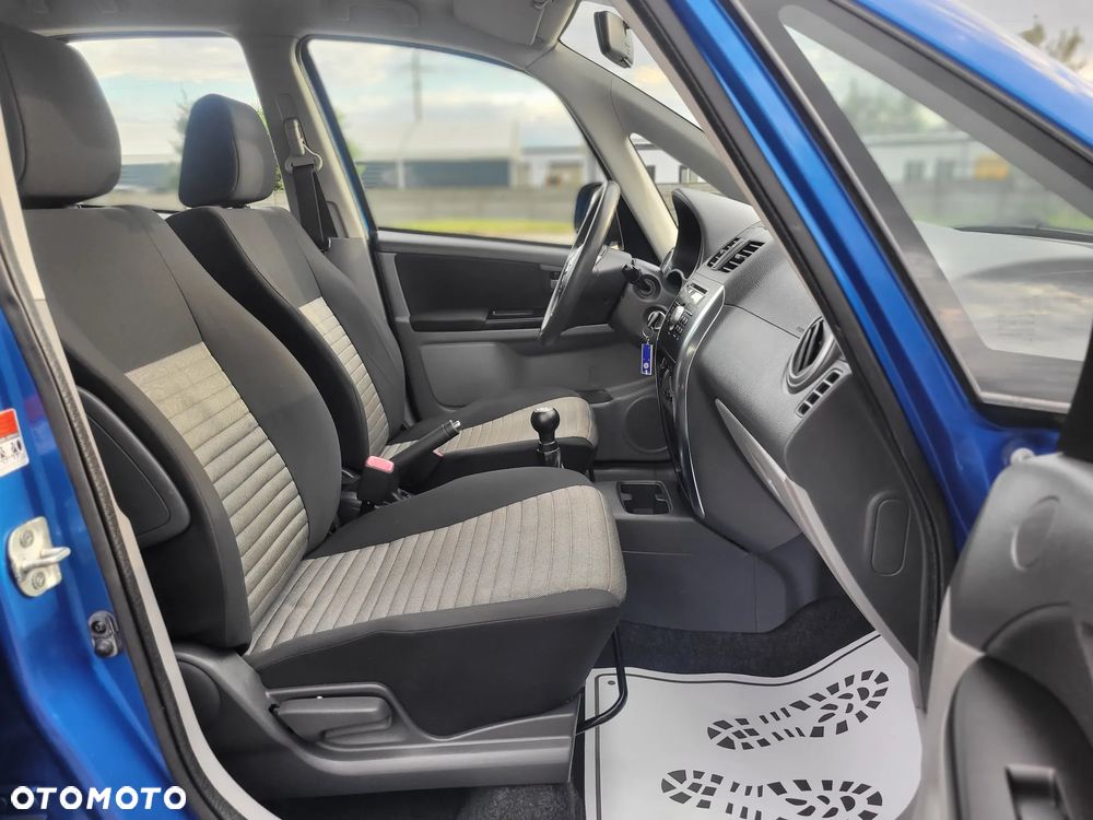 Suzuki SX4 1.6 VVT 4x4 Comfort - 15