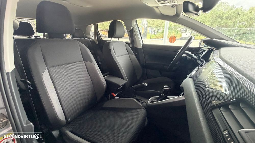 VW Polo 1.0 TSI Urban DSG - 18