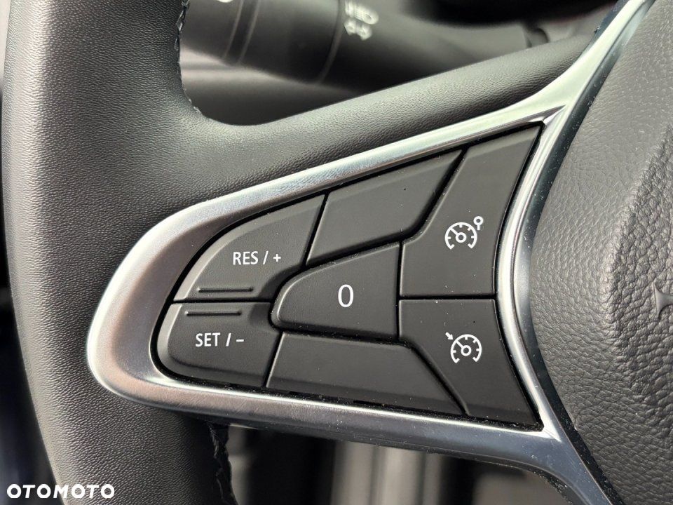 Renault Clio - 15